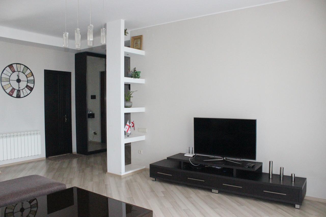 Mtatsminda Apartment Tbilisi Eksteriør bilde